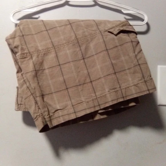 AEROPOSTALE vintage men's authentic cargo brown print shorts. Size 36 waist. - Picture 6 of 13